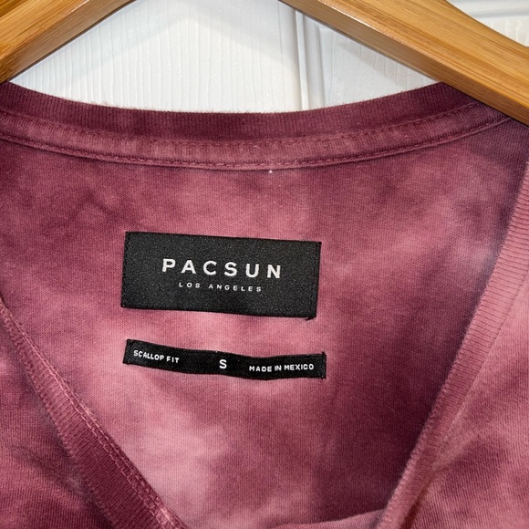 PAC Sun Men’s scallop fit tee shirt. Size small. EUC. - Picture 2 of 3